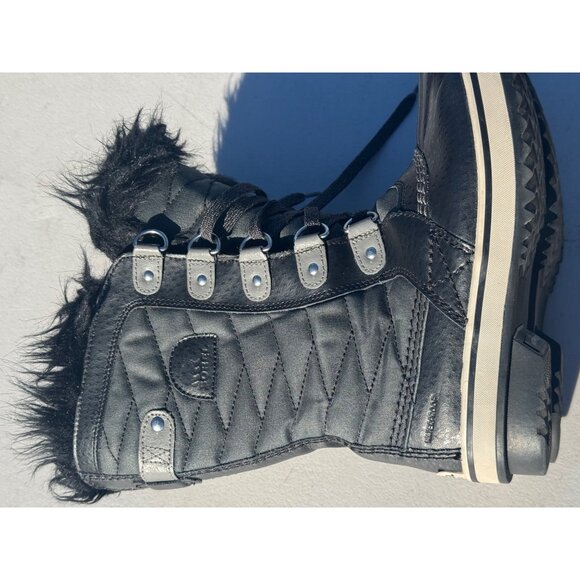 Girl’s Sorel Waterproof Faux Fur Winter Boots Size 4 Black - Picture 10 of 12